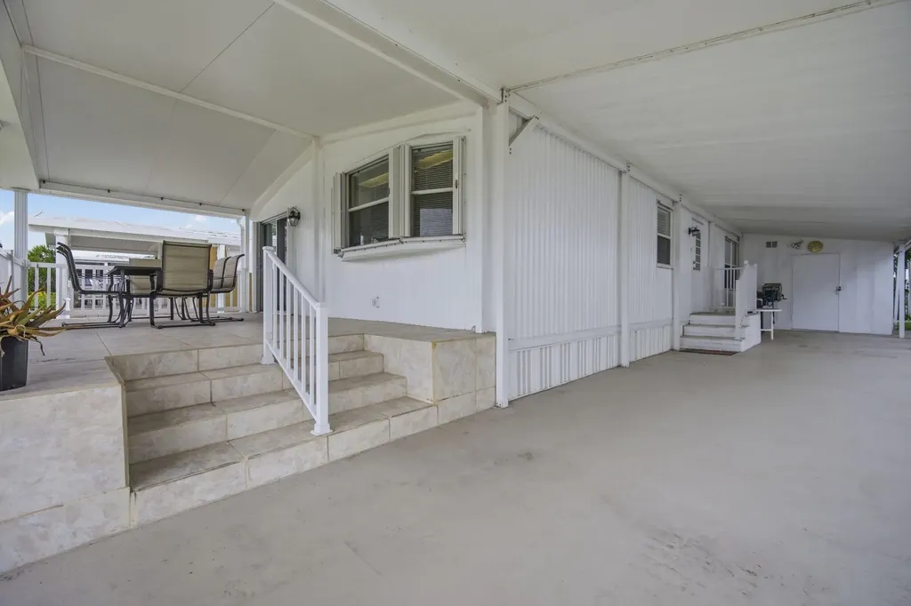 2421 SW 53rd Street Fort Lauderdale FL 33312