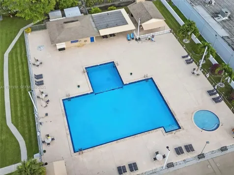 2421 SW 53rd Street Fort Lauderdale FL 33312