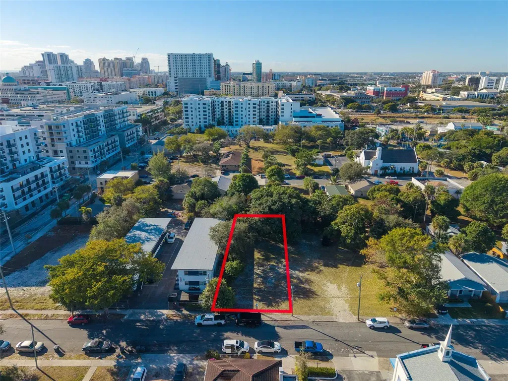 614 5th Street West Palm Beach FL 33401