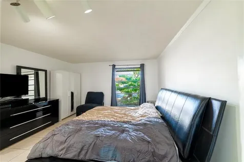 402 Saint Andrews Road Hollywood FL 33021