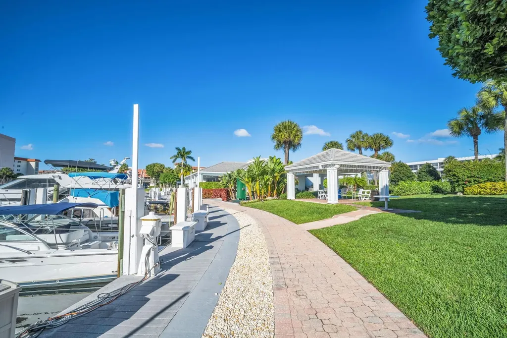 2697 N Ocean Boulevard Boca Raton FL 33431