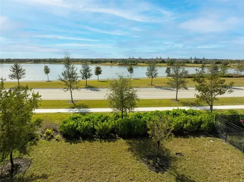 19552 Broad Shore Walk Loxahatchee FL 33470
