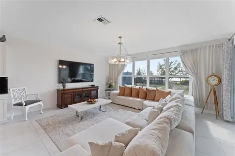 19552 Broad Shore Walk Loxahatchee FL 33470