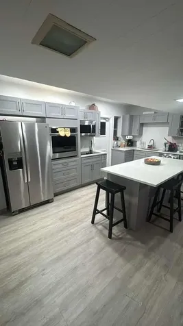 19510 NW 1st Court Miami FL 33169