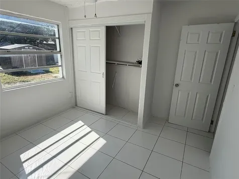 1006 NW 112th Terrace Miami FL 33168