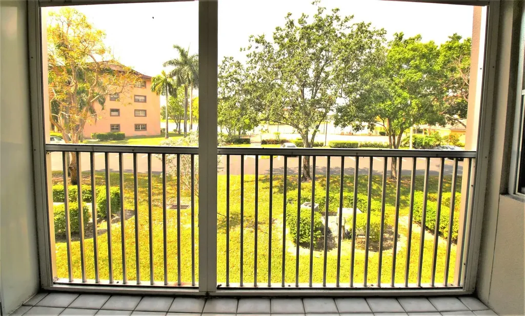 1200 SW 130th Avenue Hollywood FL 33027