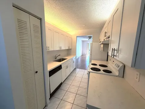1200 SW 130th Avenue Hollywood FL 33027