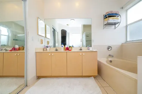 2257 NW 77th Terrace Pembroke Pines FL 33024