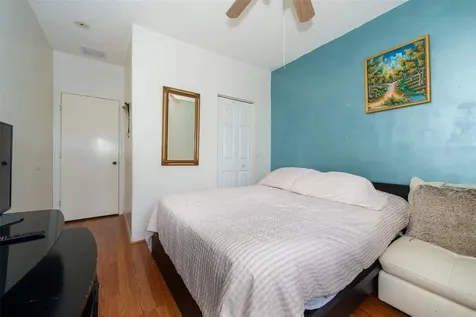 2257 NW 77th Terrace Pembroke Pines FL 33024
