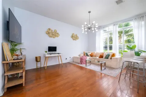 2257 NW 77th Terrace Pembroke Pines FL 33024