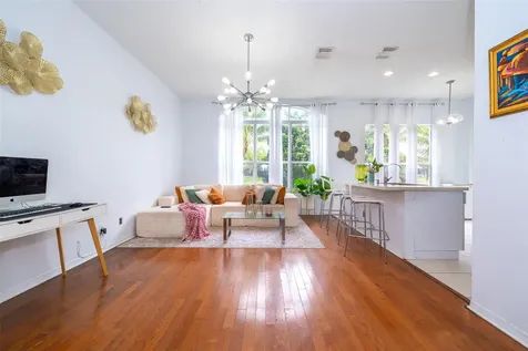 2257 NW 77th Terrace Pembroke Pines FL 33024
