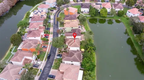 2257 NW 77th Terrace Pembroke Pines FL 33024