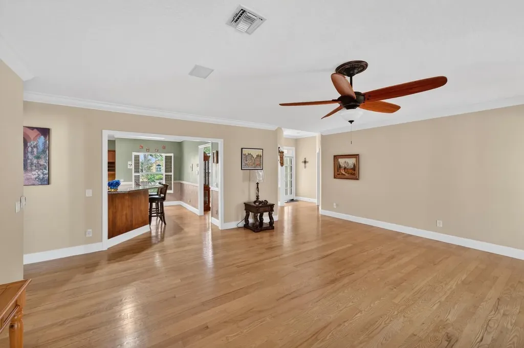 137 38th Court Vero Beach FL 32968