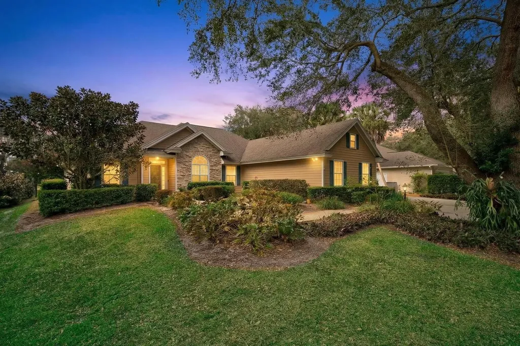 137 38th Court Vero Beach FL 32968