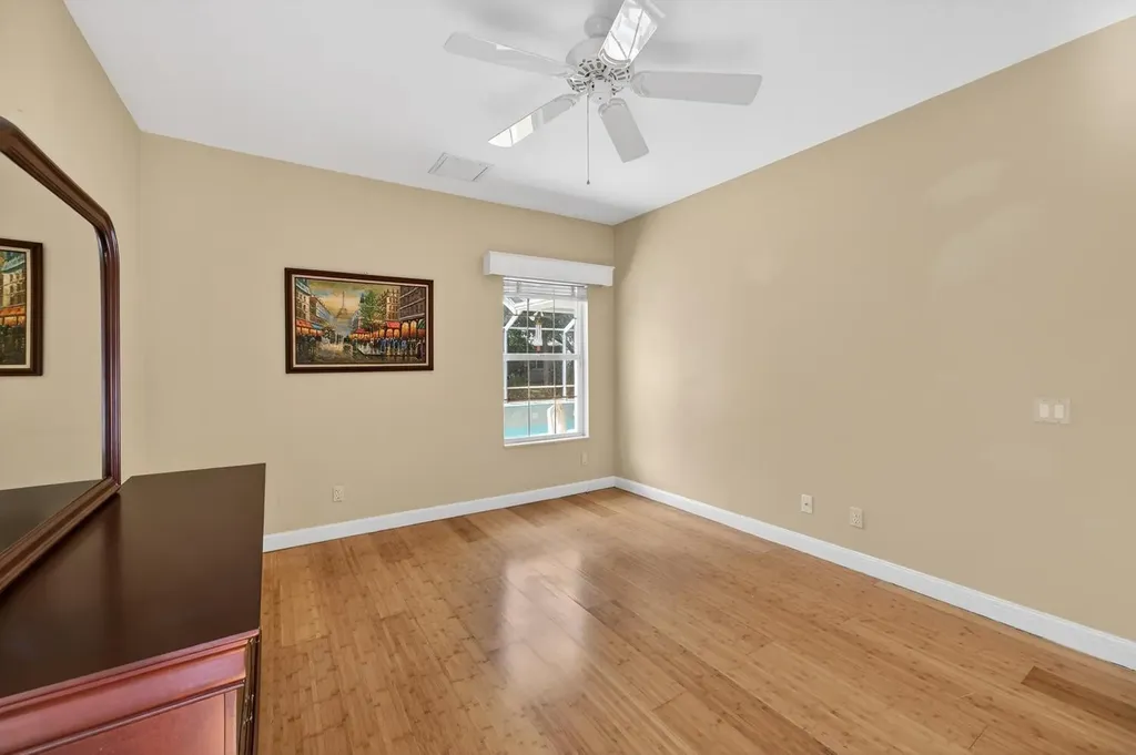 137 38th Court Vero Beach FL 32968