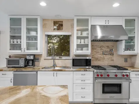 1421 Ponce De Leon Fort Lauderdale FL 33316
