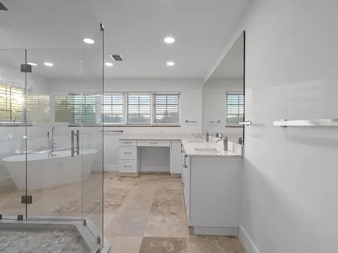1421 Ponce De Leon Fort Lauderdale FL 33316