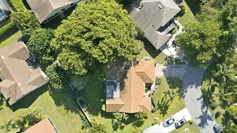 2805 NW 15th Street Delray Beach FL 33445