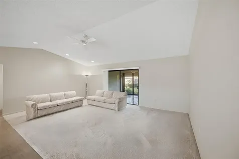 2805 NW 15th Street Delray Beach FL 33445