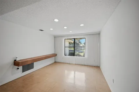 2805 NW 15th Street Delray Beach FL 33445