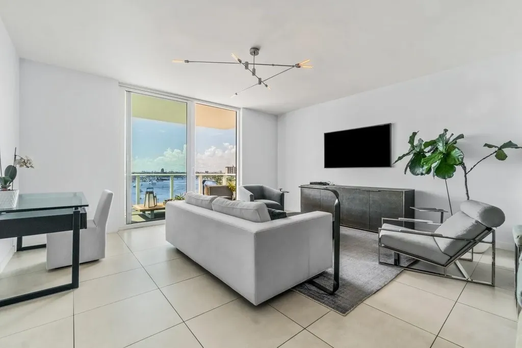 401 N Birch Road Fort Lauderdale FL 33304