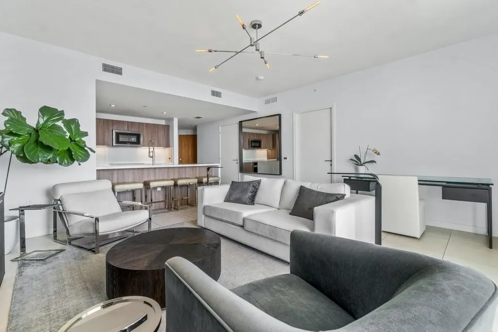 401 N Birch Road Fort Lauderdale FL 33304