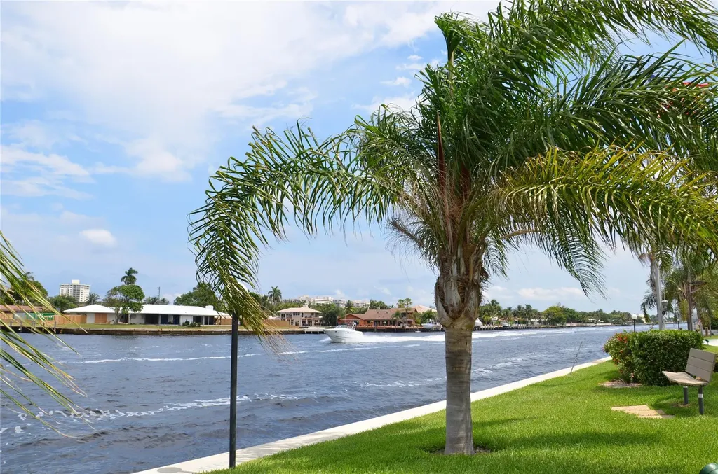 6247 Bay Club Drive Fort Lauderdale FL 33308