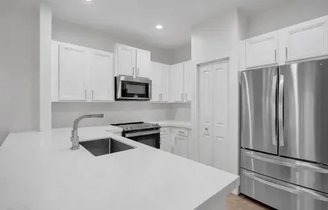 4234 N Dixie Highway Oakland Park FL 33334