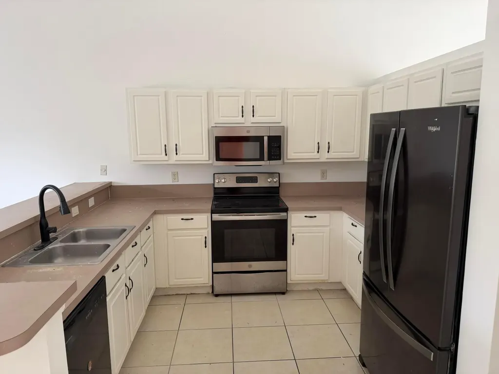 1874 SW Capehart Avenue Port St Lucie FL 34953