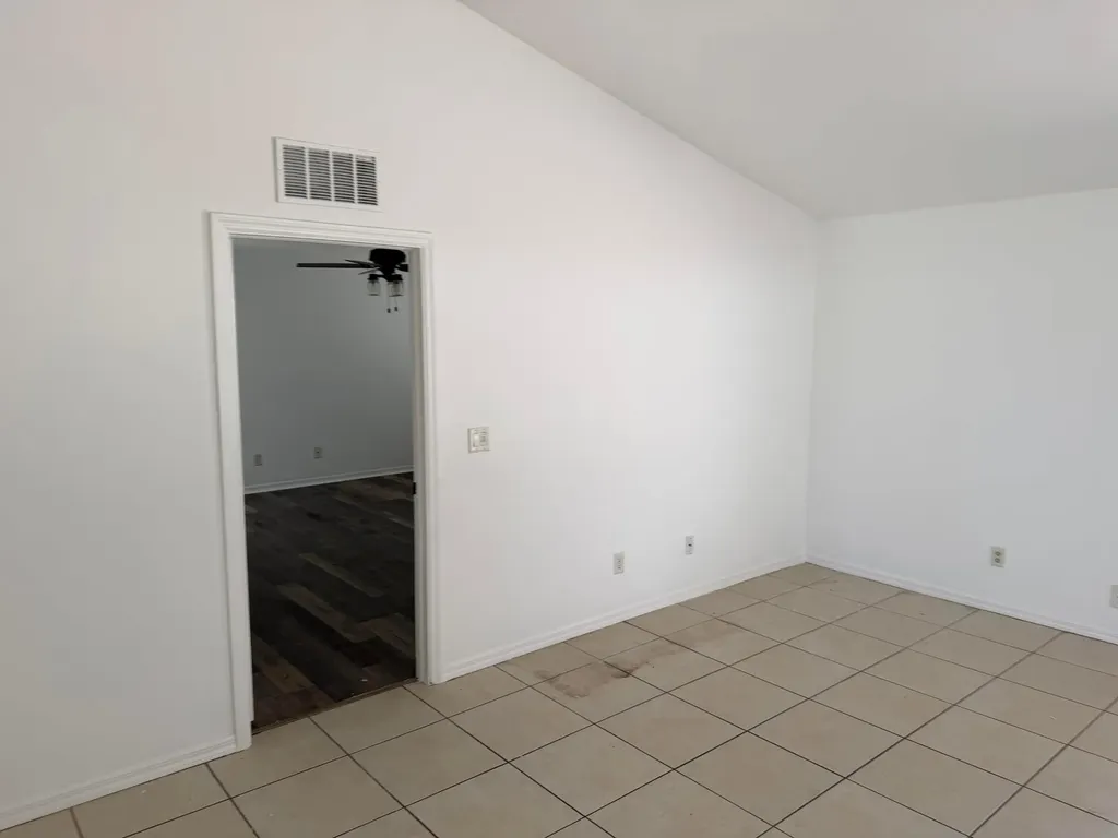 1874 SW Capehart Avenue Port St Lucie FL 34953