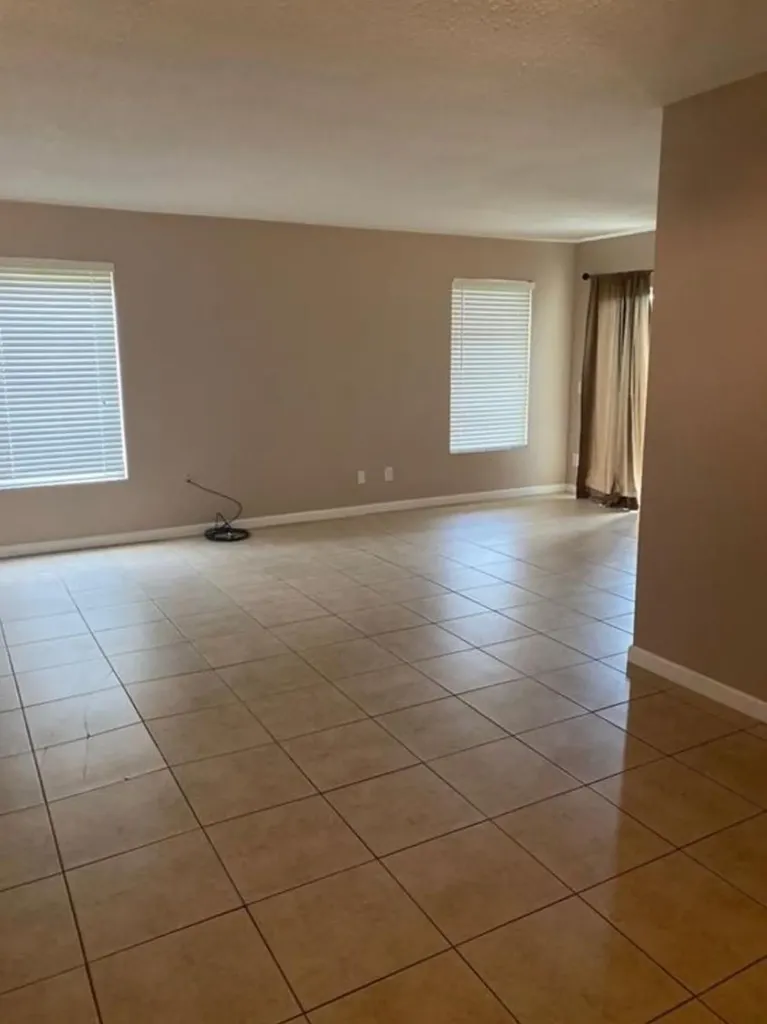 2461 SW 82nd Avenue Davie FL 33324