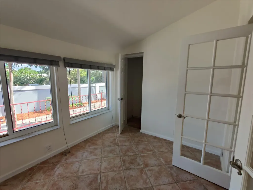 733 NE 18th Avenue Fort Lauderdale FL 33304
