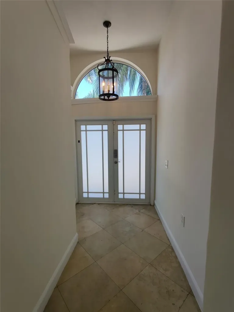 733 NE 18th Avenue Fort Lauderdale FL 33304