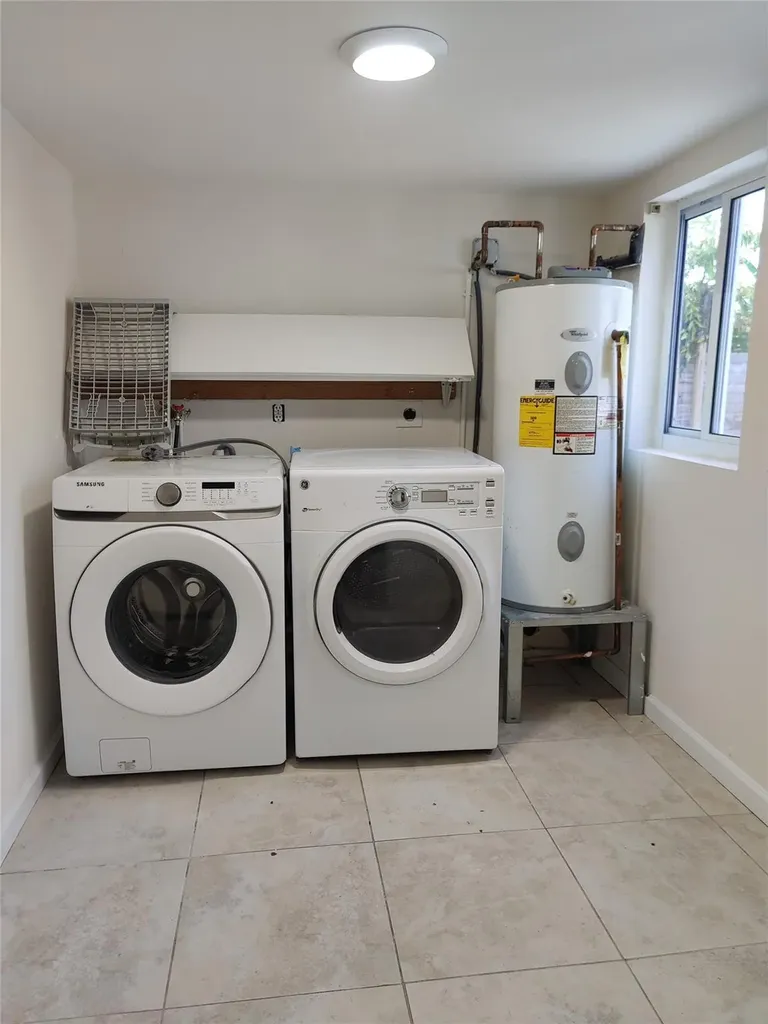 733 NE 18th Avenue Fort Lauderdale FL 33304