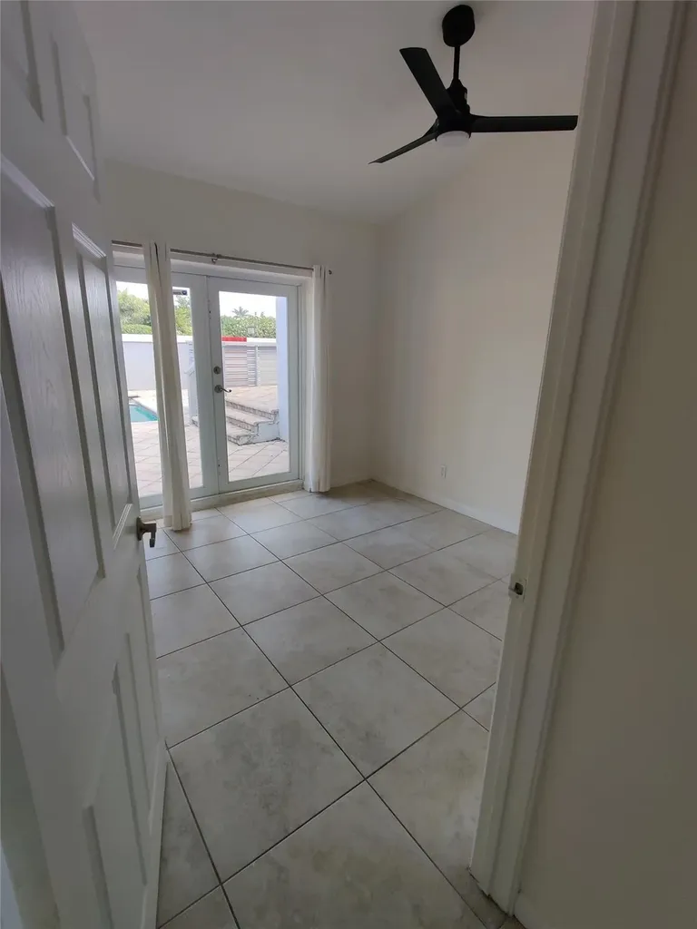 733 NE 18th Avenue Fort Lauderdale FL 33304