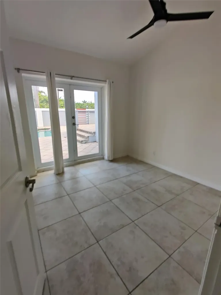 733 NE 18th Avenue Fort Lauderdale FL 33304