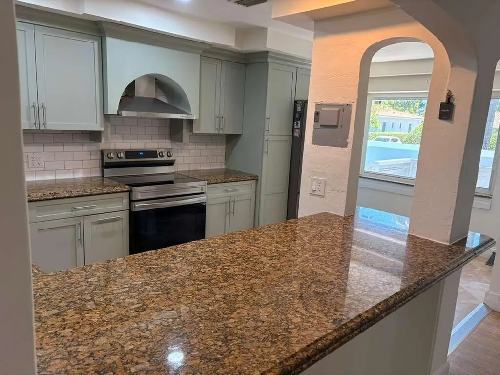 733 NE 18th Avenue Fort Lauderdale FL 33304