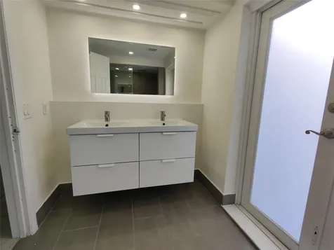 733 NE 18th Avenue Fort Lauderdale FL 33304