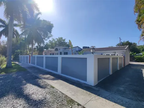 733 NE 18th Avenue Fort Lauderdale FL 33304