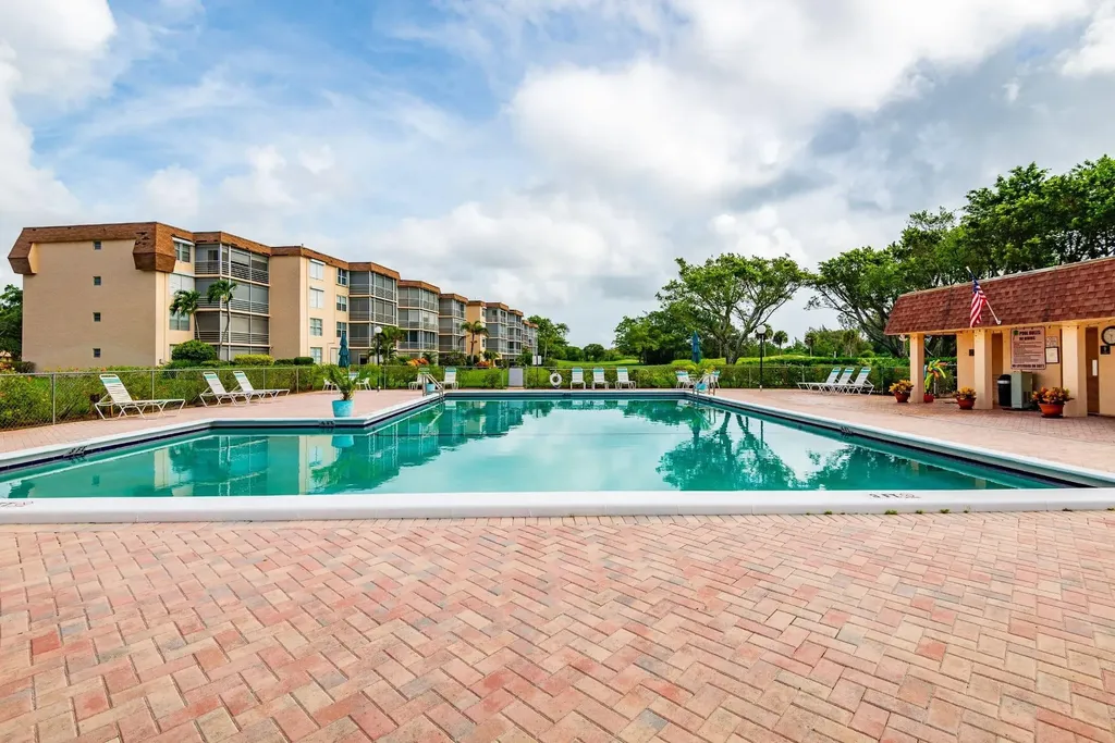 6300 NW 2nd Avenue Boca Raton FL 33487