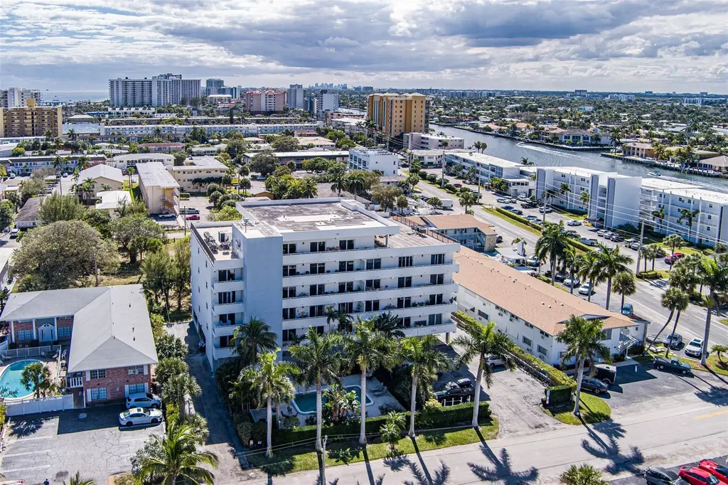 3212 NE 12th Street Pompano Beach FL 33062