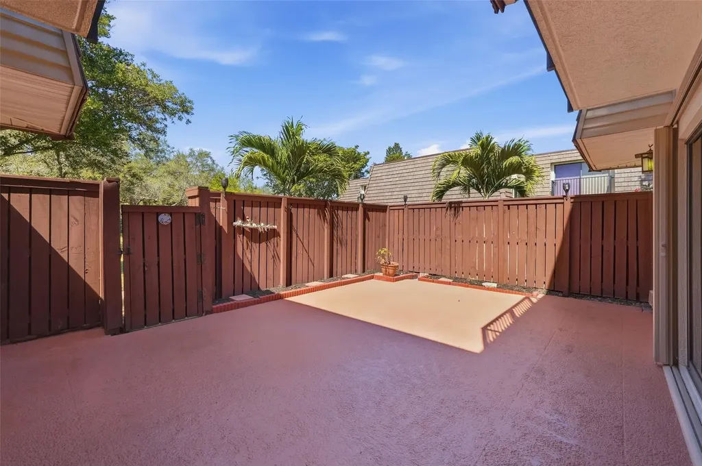 2734 SW 15th Street Deerfield Beach FL 33442