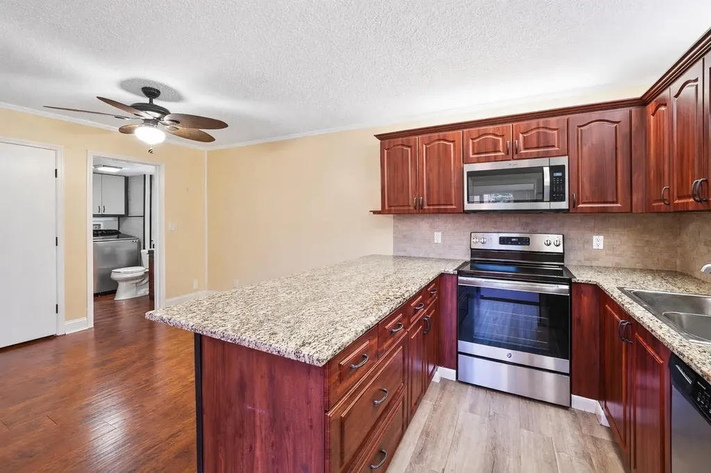 2734 SW 15th Street Deerfield Beach FL 33442