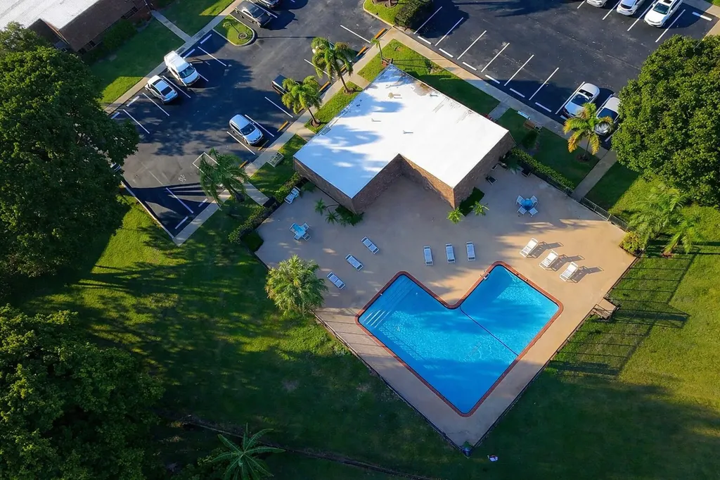 2734 SW 15th Street Deerfield Beach FL 33442