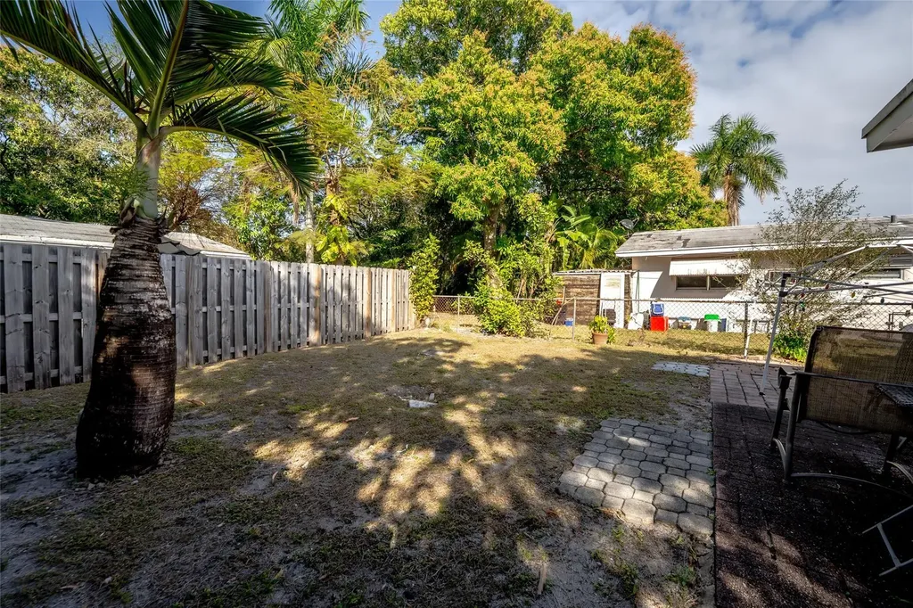 659 NE 32nd Street Oakland Park FL 33334