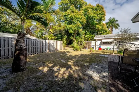 659 NE 32nd Street Oakland Park FL 33334