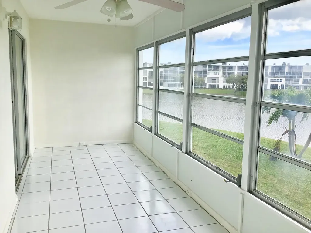 2035 Exeter B Boca Raton FL 33434
