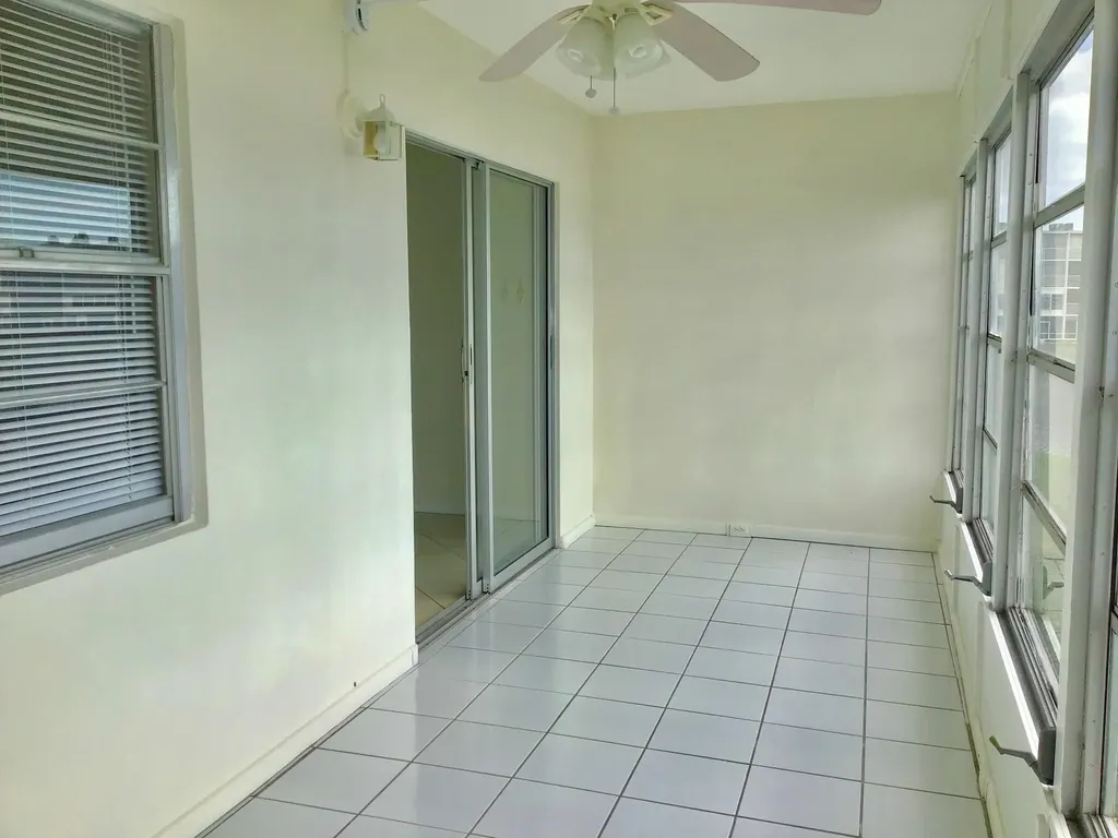 2035 Exeter B Boca Raton FL 33434