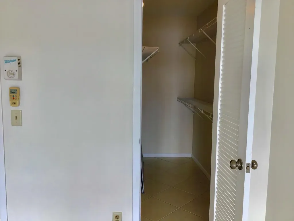 2035 Exeter B Boca Raton FL 33434