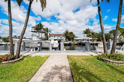 2821 NE 9th Court Pompano Beach FL 33062